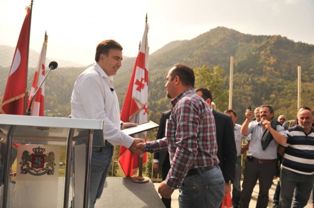 Gürcistan Devlet Başkanı Mikheil Saakaşvili Macahel'de