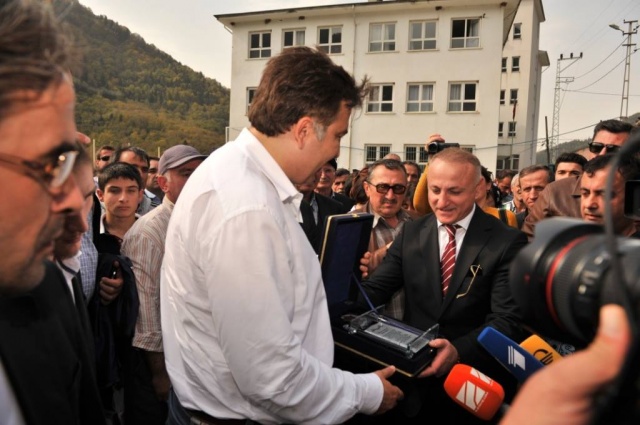 Gürcistan Devlet Başkanı Mikheil Saakaşvili Macahel'de