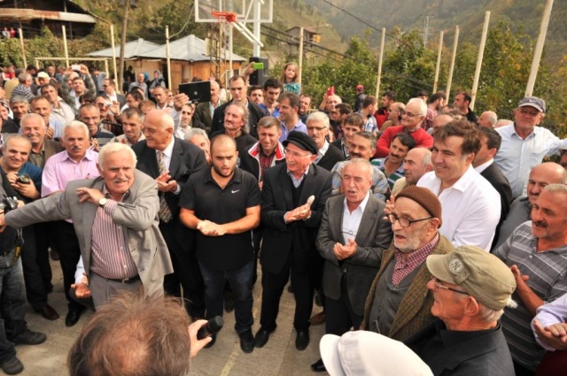 Gürcistan Devlet Başkanı Mikheil Saakaşvili Macahel'de