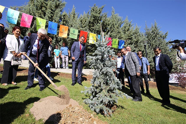 Ankara'da Tiflis Parkı Açıldı