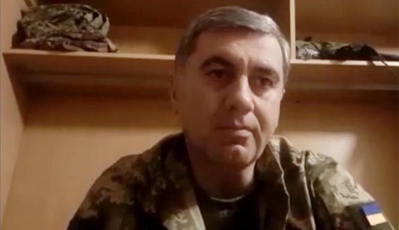 Gürcistan Eski Savunma Bakanı İrakli Okruaşvili Ukrayna'da Savaş Bölgesinde